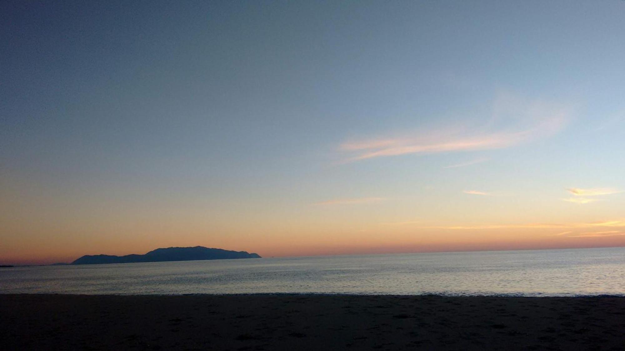 Beach House Into The Green! Preveza Eksteriør bilde